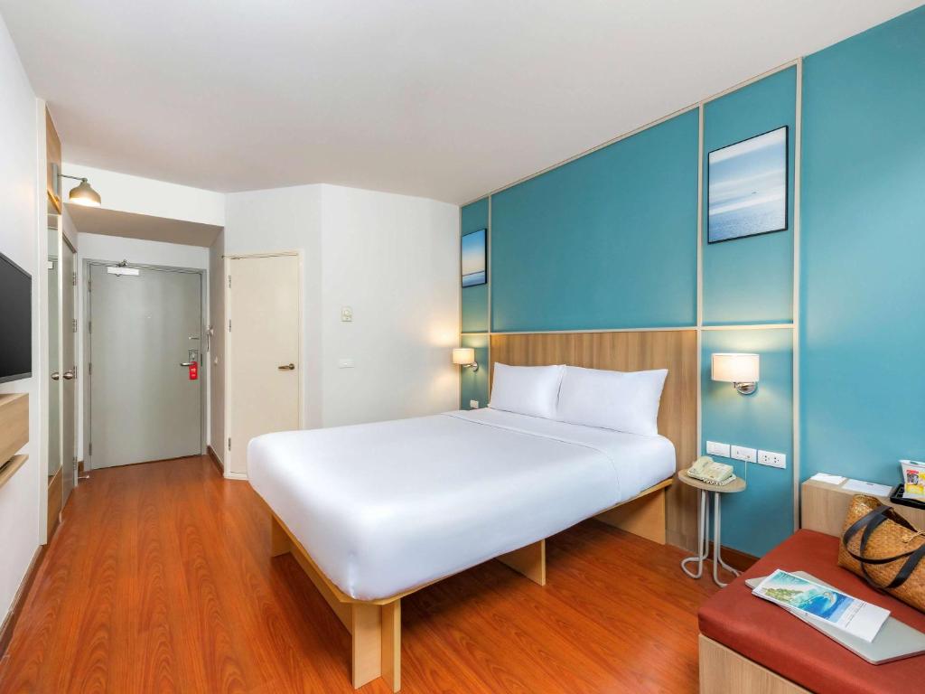 Ibis Samui 01
