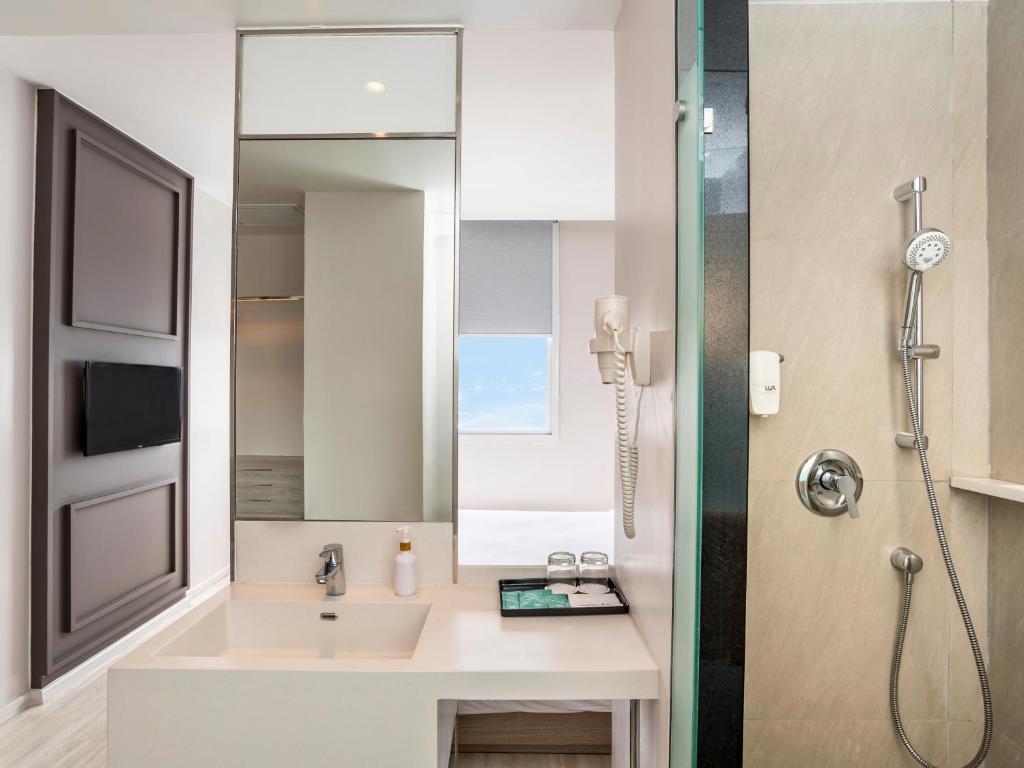 Ibis Styles Phuket 02