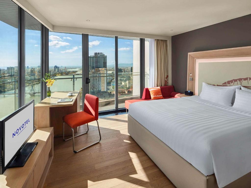 Novotel Danang Premier Han River 01