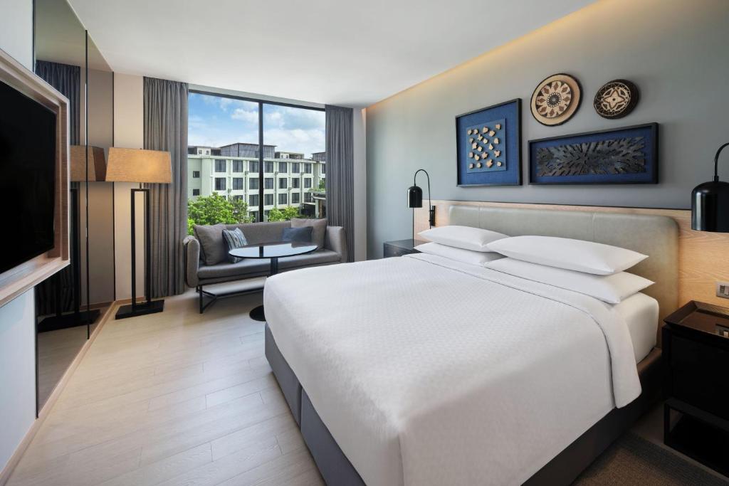 Sheraton Phuket 01