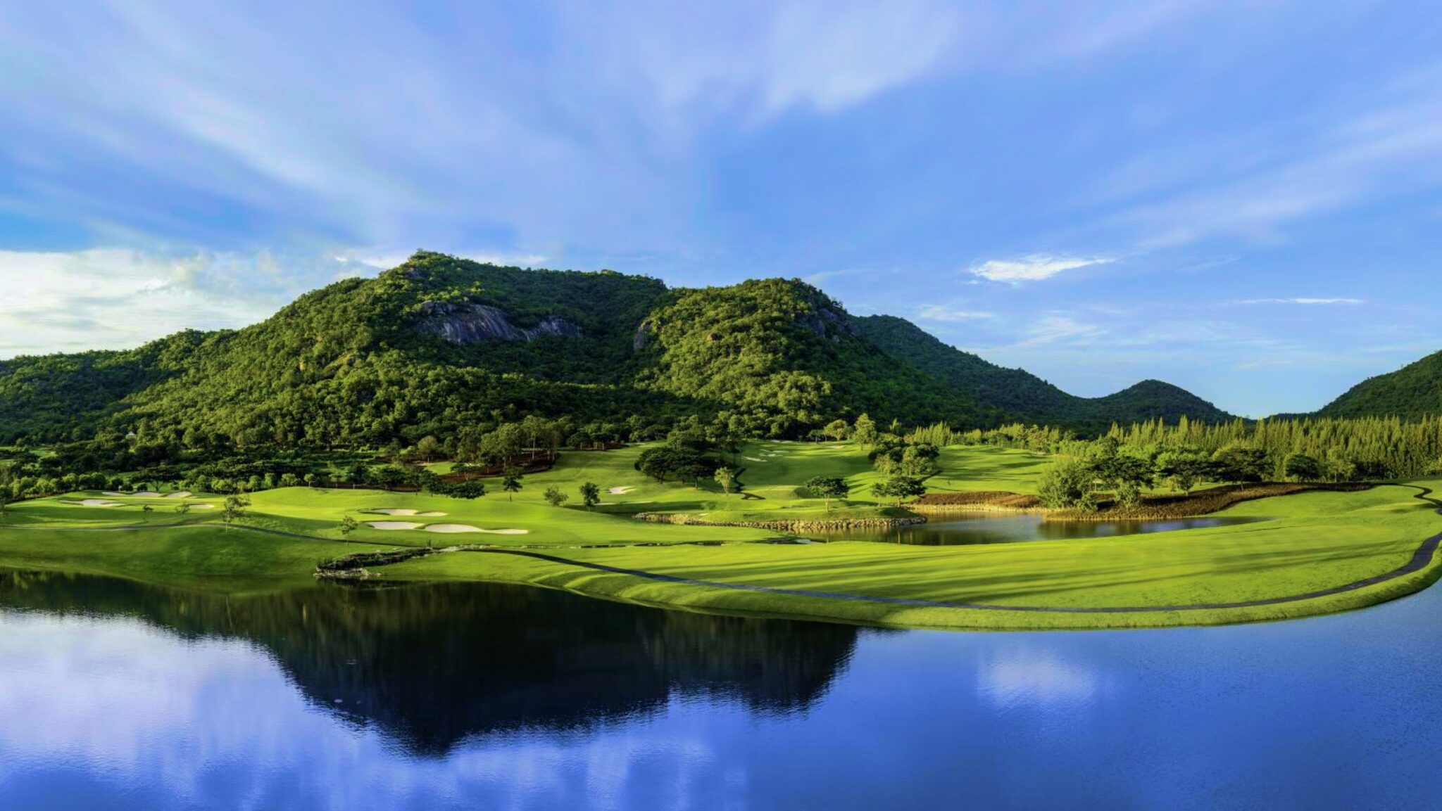 black mountain4