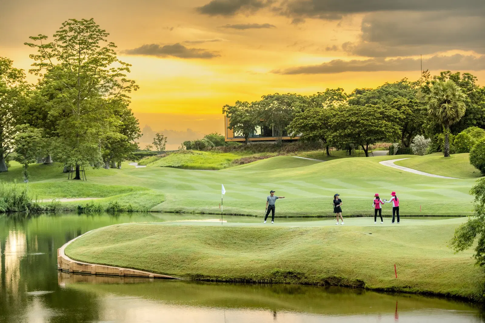 nikanti golf club 6