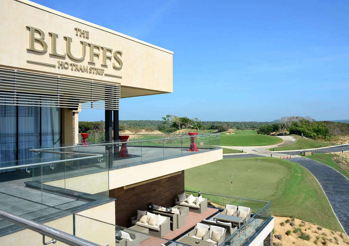 bluffs9