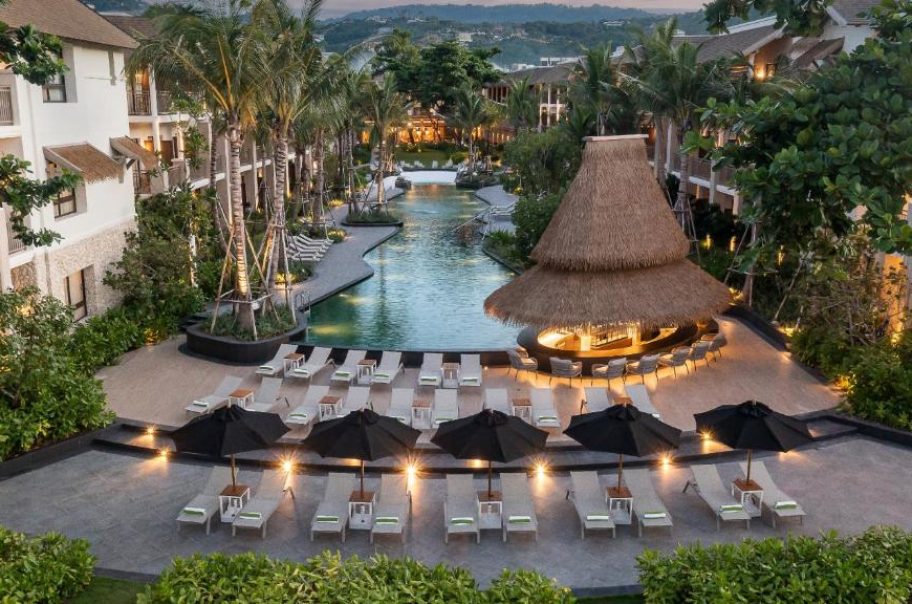 Holiday Inn Samui 01