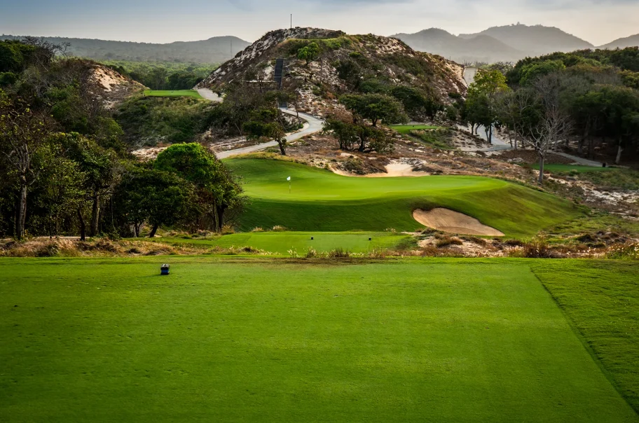 The Bluffs Ground 1 24HOLE No.2 1