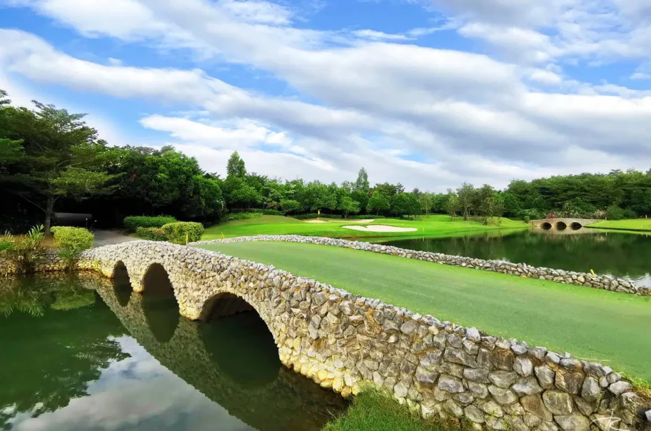 royal gems golf city green